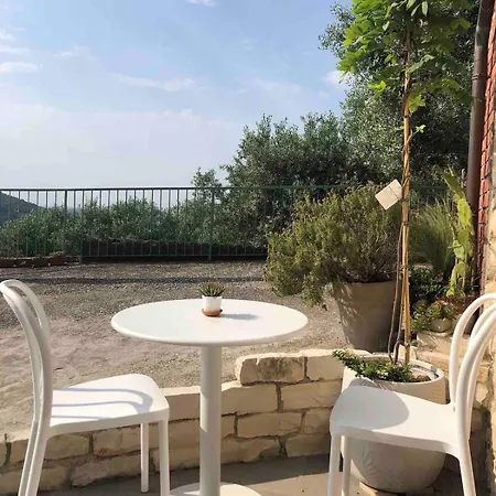 Panoramic בית הארחה 4*